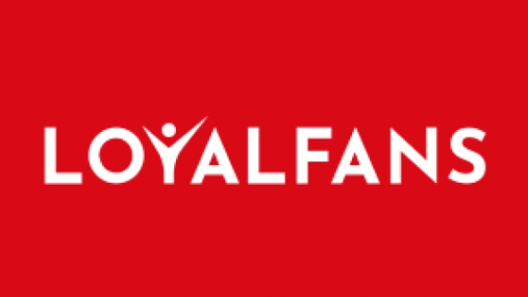 LoyalFans Is the Best Way to Enjoy Custom Hardcore Porn